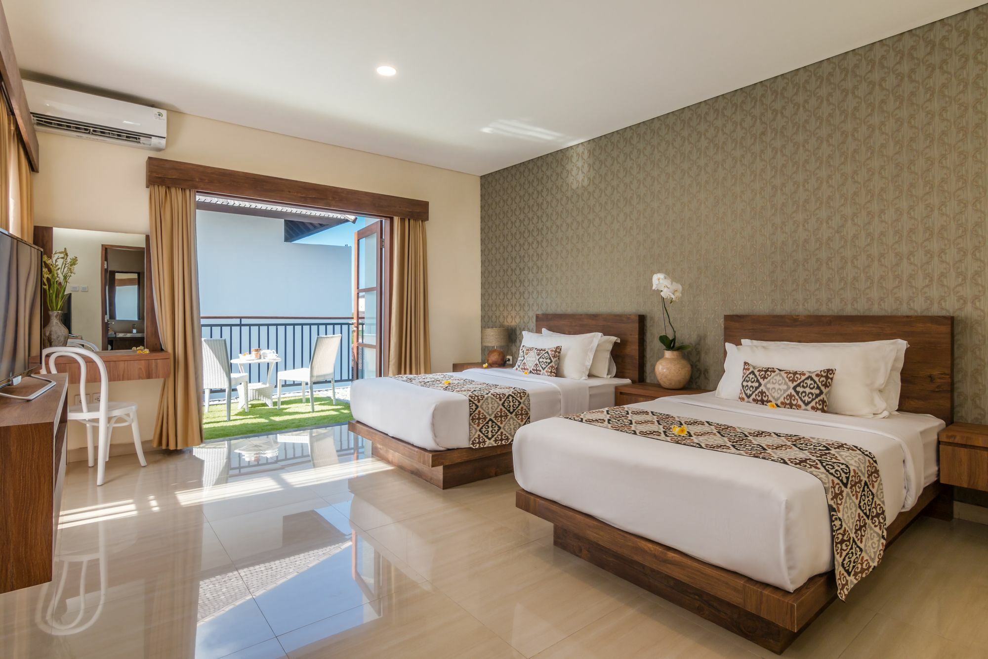 The Kamojang Jimbaran Villa Kuta Lombok Buitenkant foto